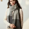 Cross-border scarf wholesale e-commerce live streaming supply chain supply 96 wool series twill wool check Application Scenario